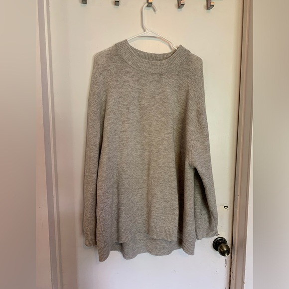 ZARA oversized Knit sweater - MEDIUM - Picture 1 of 6